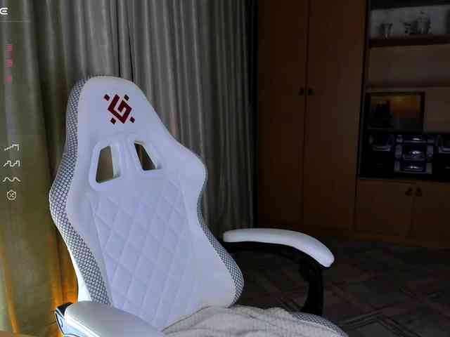 kikiiimorazzz webcam