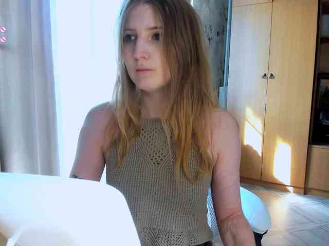 kikiiimorazzz webcam
