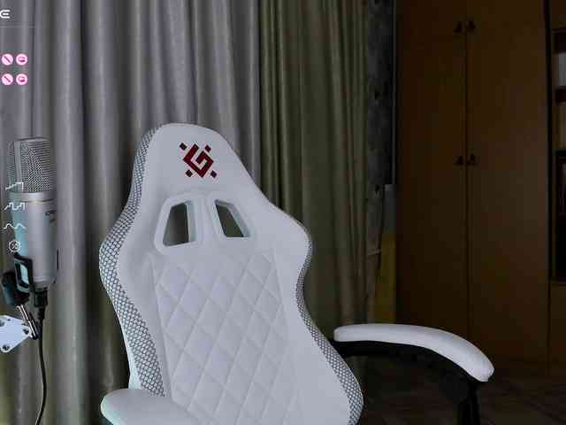 kikiiimorazzz webcam