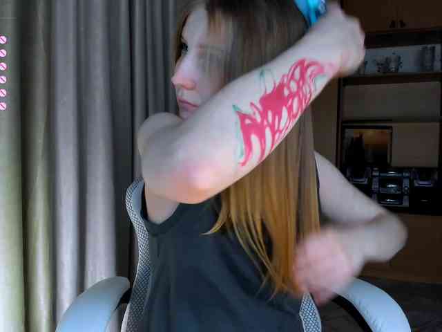 kikiiimorazzz webcam