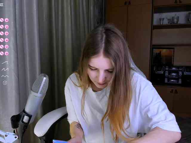 kikiiimorazzz webcam