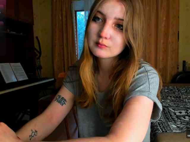 kikiiimorazzz webcam