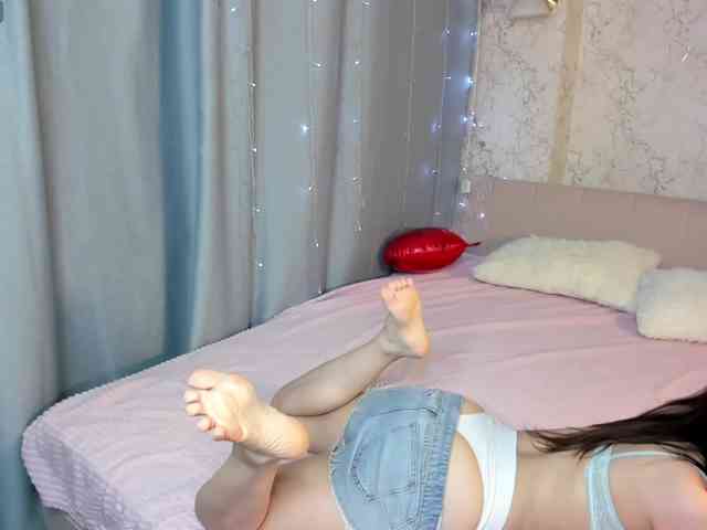 KylieDaHatton Live Webcam on BongaCams