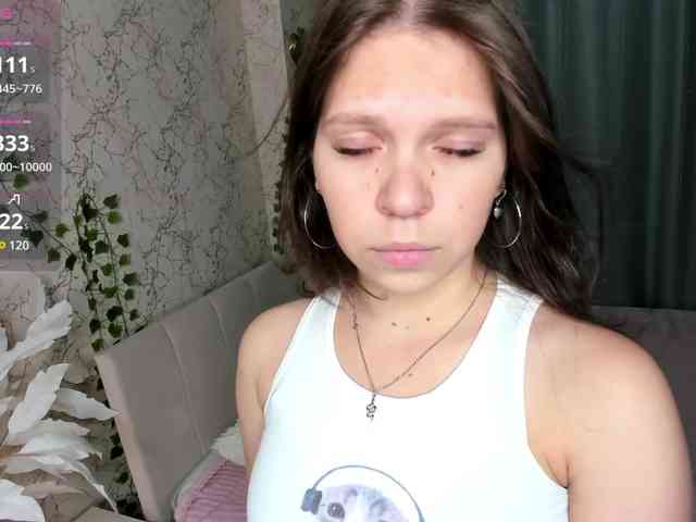 KylieDaHatton webcam