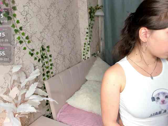 KylieDaHatton webcam