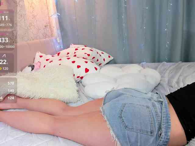KylieDaHatton webcam