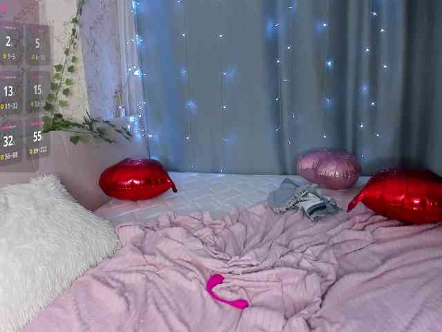 KylieDaHatton webcam