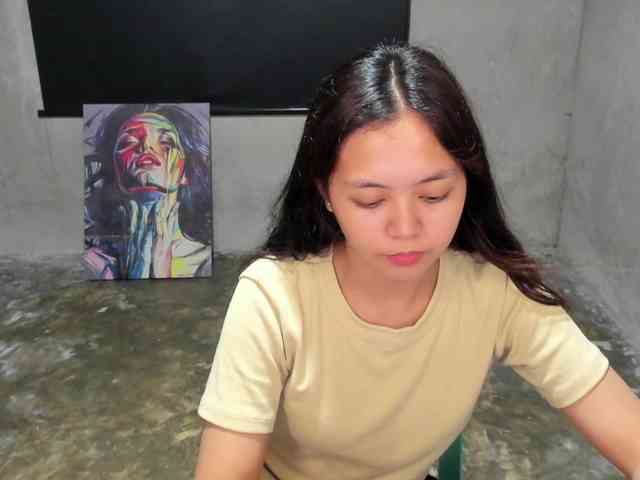 UCantResistME webcam