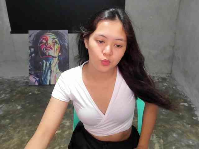 UCantResistME webcam