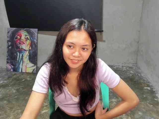 UCantResistME webcam
