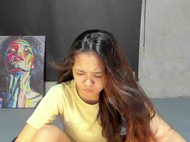 UCantResistME webcam