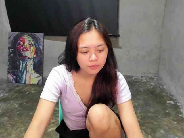 UCantResistME webcam