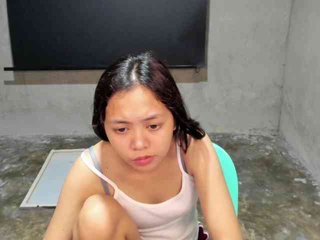 UCantResistME webcam