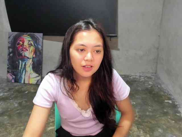 UCantResistME webcam