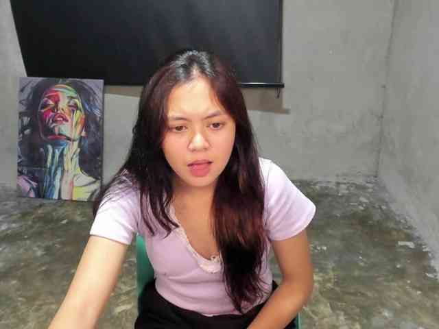 UCantResistME webcam