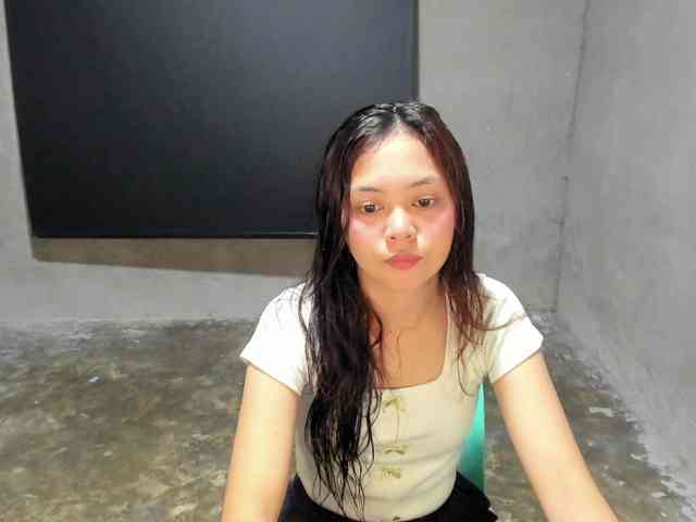 UCantResistME webcam