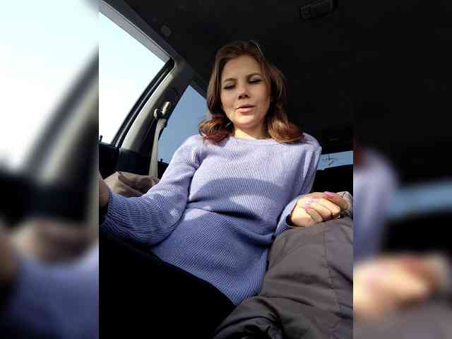 Tvoya_Vikusya webcam