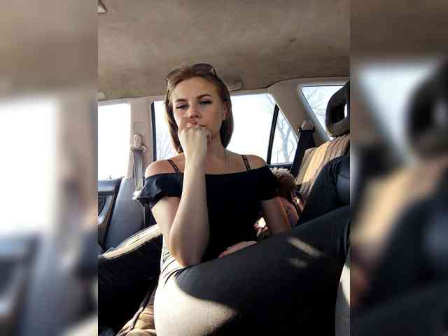 Tvoya_Vikusya webcam