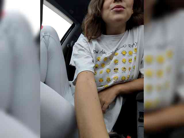 Tvoya_Vikusya webcam