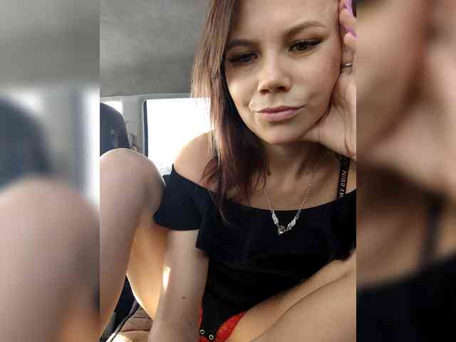 Tvoya_Vikusya webcam