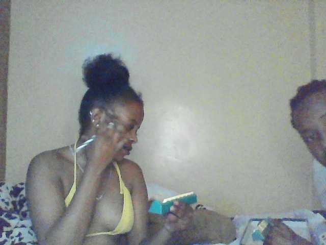 sweetdickpussy2 from BongaCams