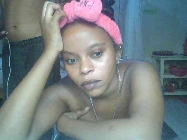 sweetdickpussy2 webcam