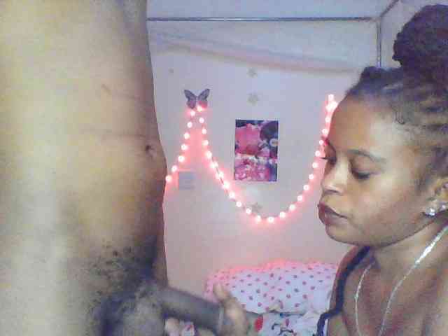 sweetdickpussy2 webcam