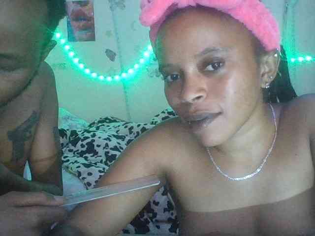 sweetdickpussy2 webcam