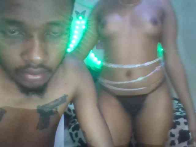 sweetdickpussy2 webcam