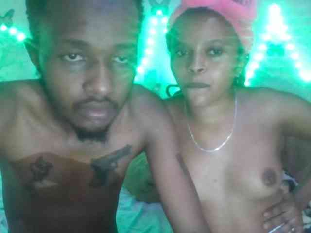 sweetdickpussy2 webcam
