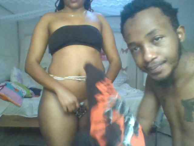 sweetdickpussy2 webcam