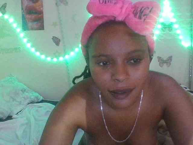 sweetdickpussy2 webcam