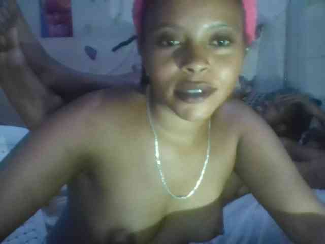 sweetdickpussy2 webcam