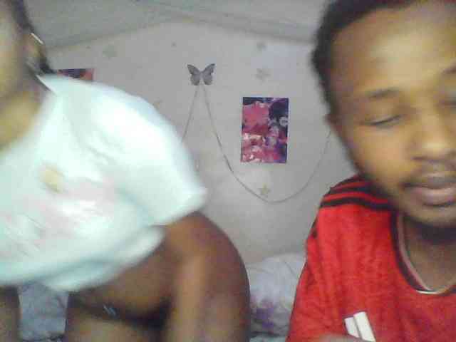 sweetdickpussy2 webcam