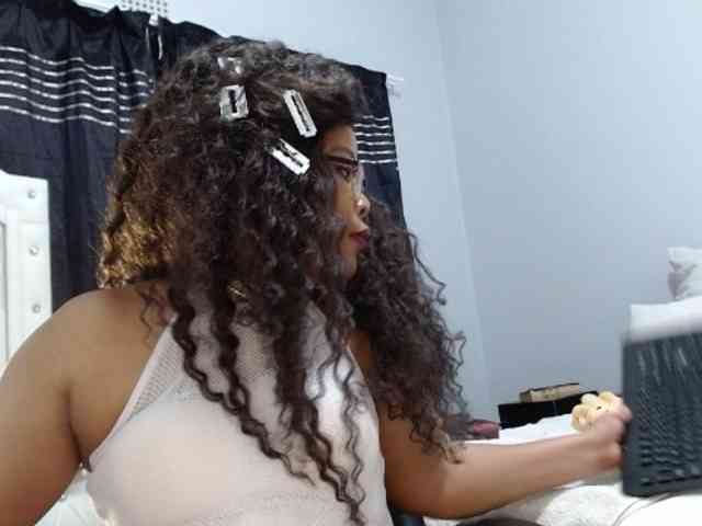 AlexisClairmont webcam
