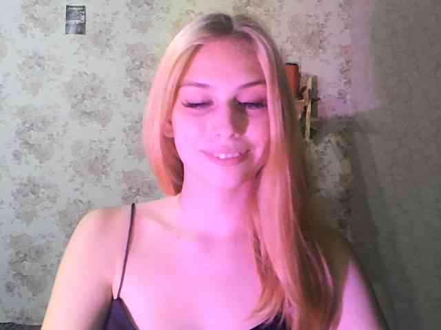 LollaXKiss webcam