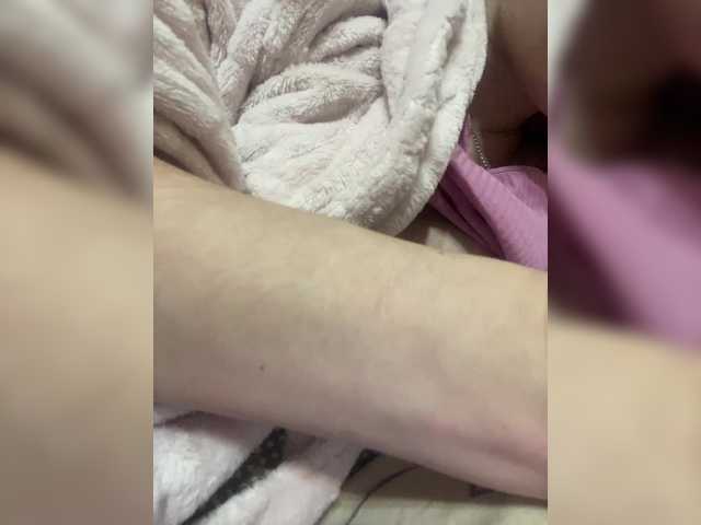 Anchela's BongaCams show and profile