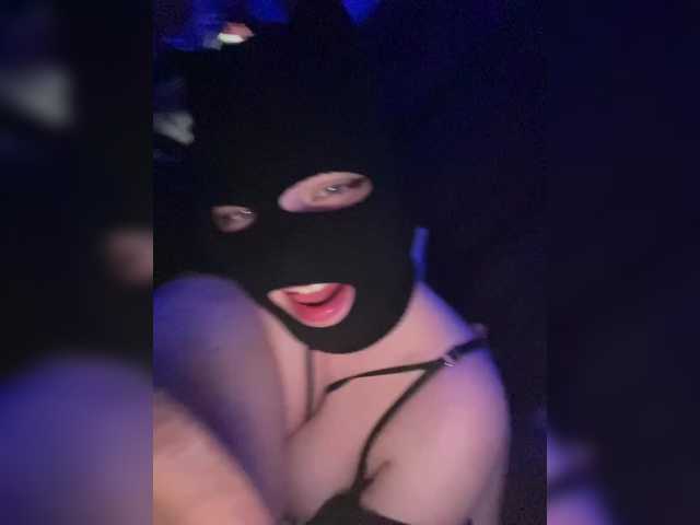  DRGMODELS chat room
