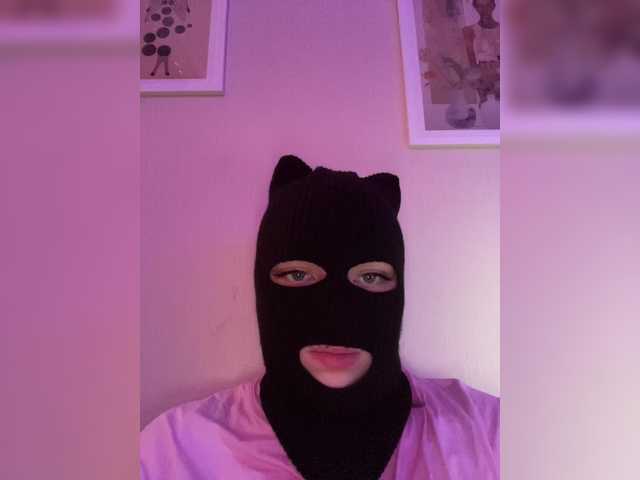  DRGMODELS chat room