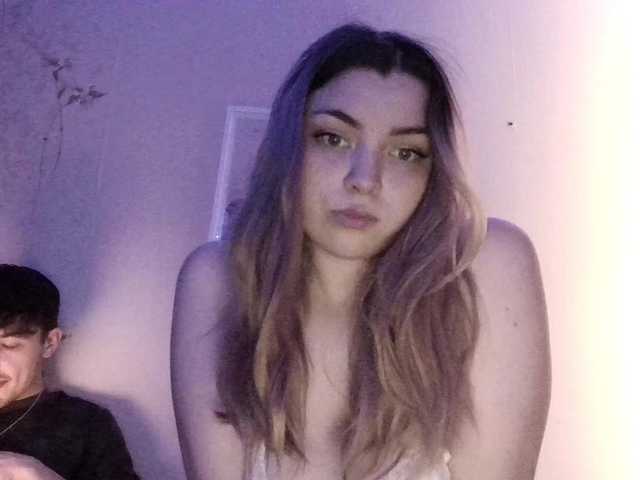  DRGMODELS chat room