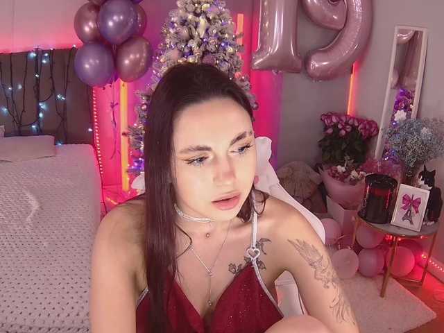 Lerochkaa's BongaCams show and profile