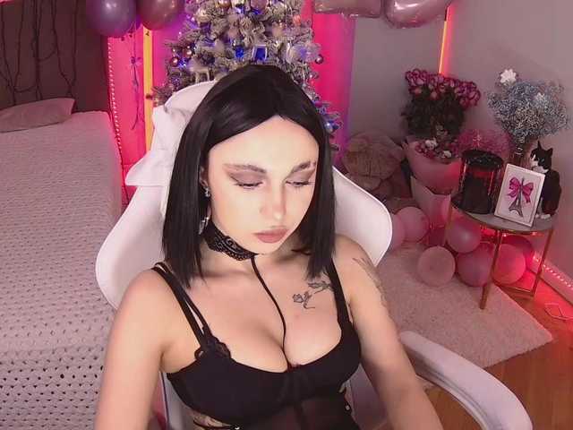 Lerochkaa's BongaCams show and profile