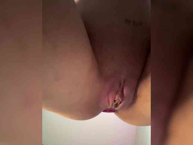 Lerochkaa webcam