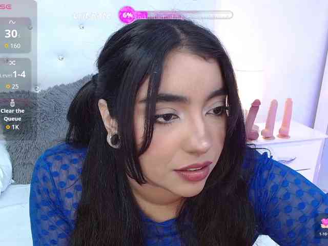 mollycurvyhot webcam