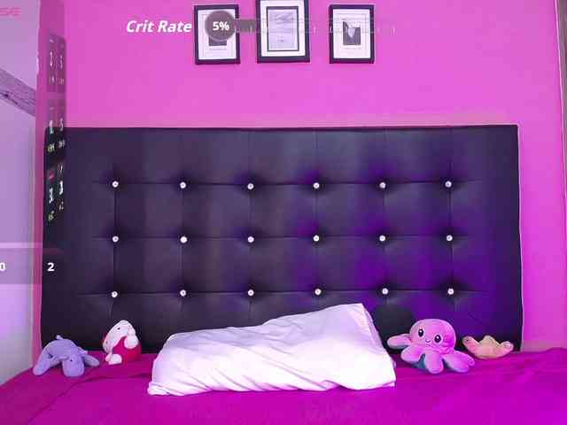 mollycurvyhot webcam