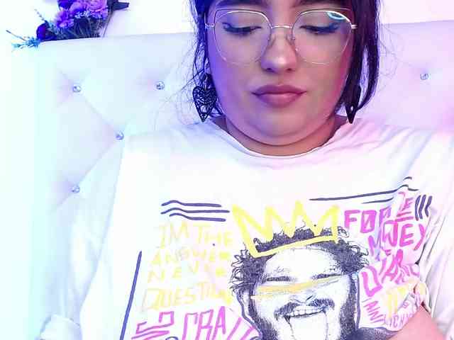 mollycurvyhot mollycurvyhot