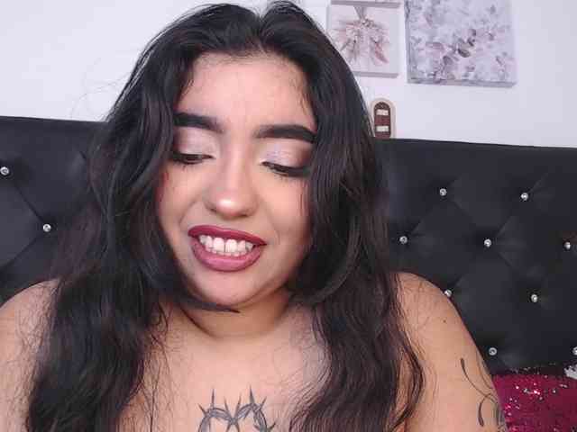 mollycurvyhot mollycurvyhot