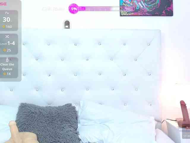 mollycurvyhot webcam