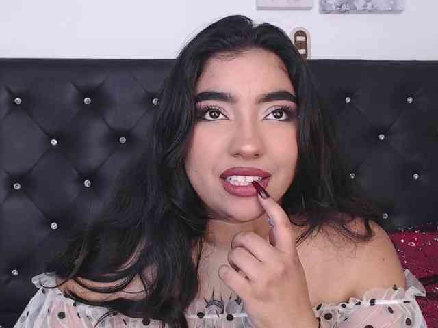 mollycurvyhot mollycurvyhot