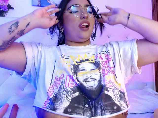 mollycurvyhot mollycurvyhot